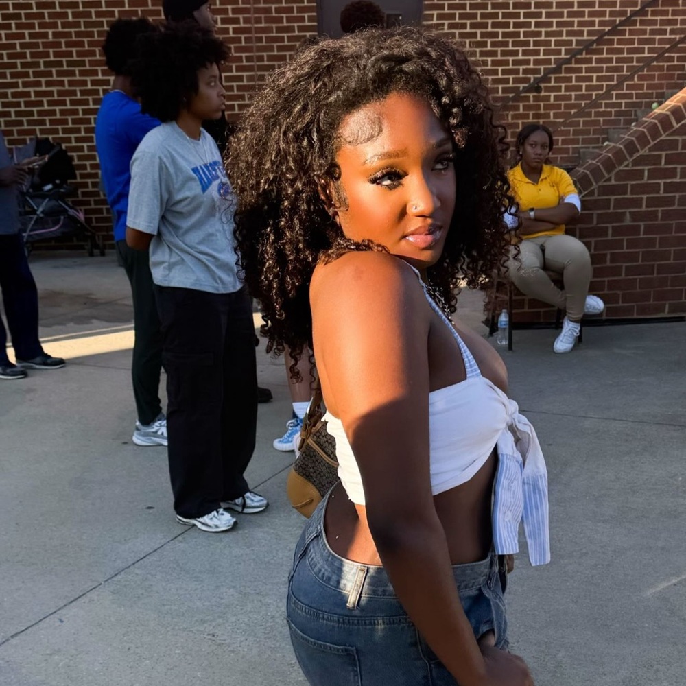 Meet your Posher, Kennedi